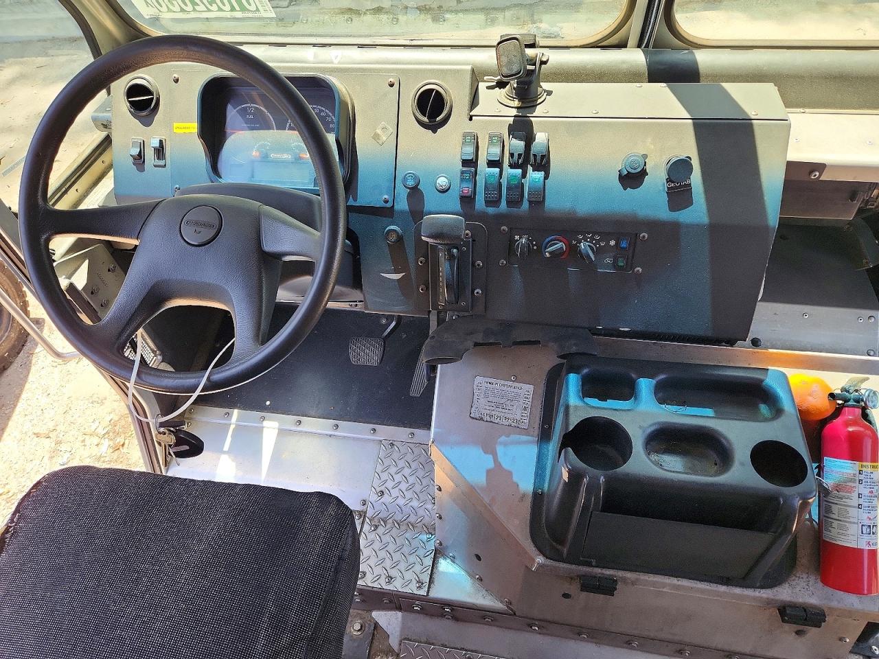 2021 FREIGHTLINER All other VIN 4UZAC2GA4MCMM9705 photo 8