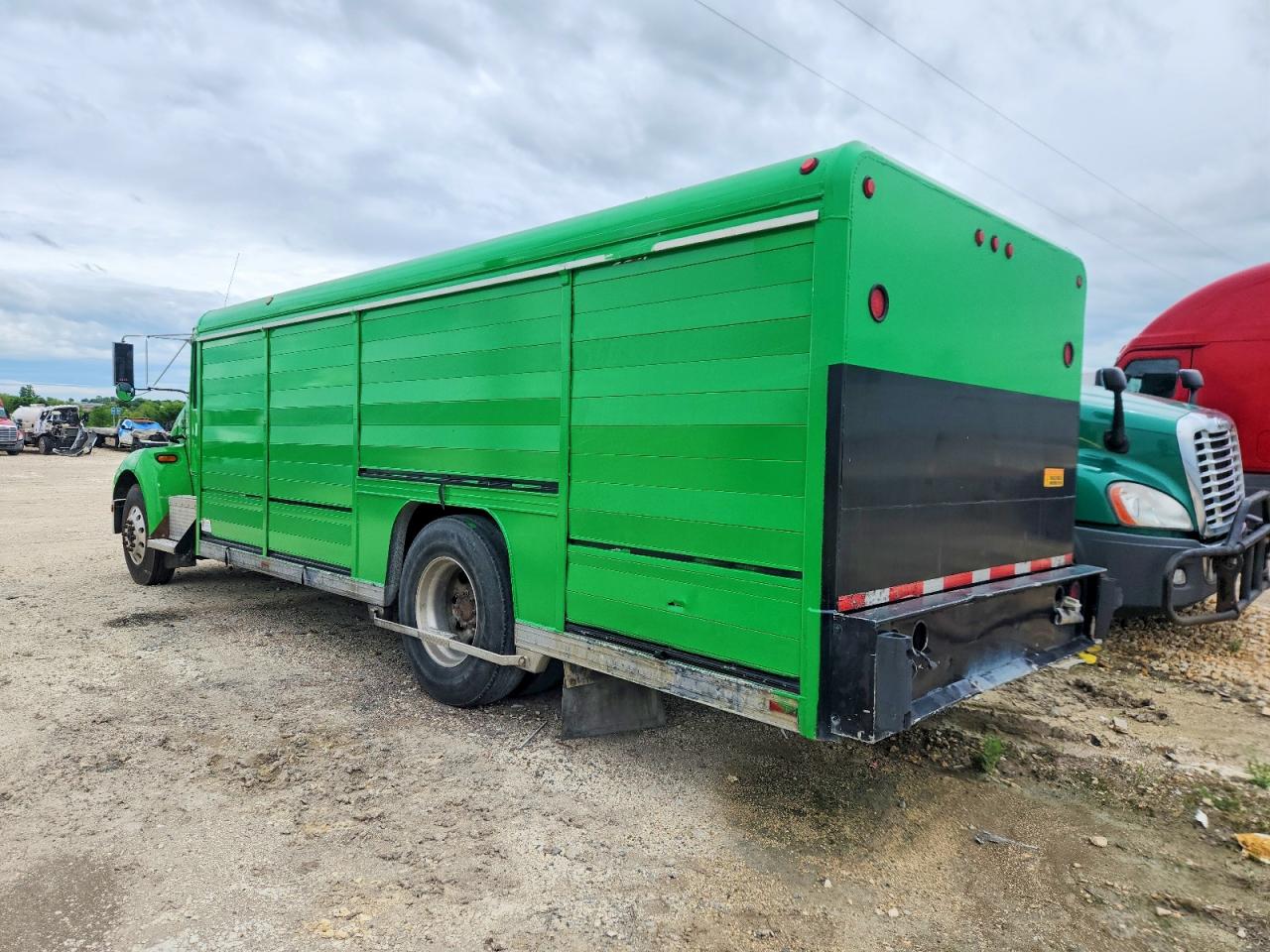 2007 KENWORTH All other VIN 2NKMHZ7X17M206408 photo 3