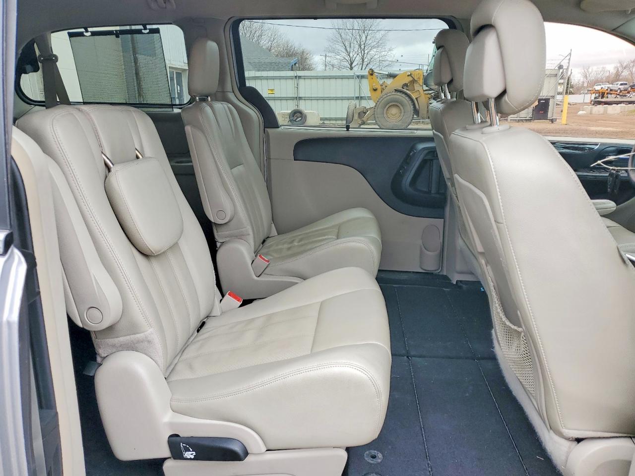 2013 Chrysler Minivan VIN 2C4RC1CG0DR659768 photo 11
