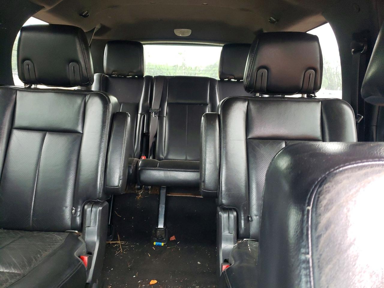 2010 Ford Expedition VIN 1FMJK1K52AEB67098 photo 10