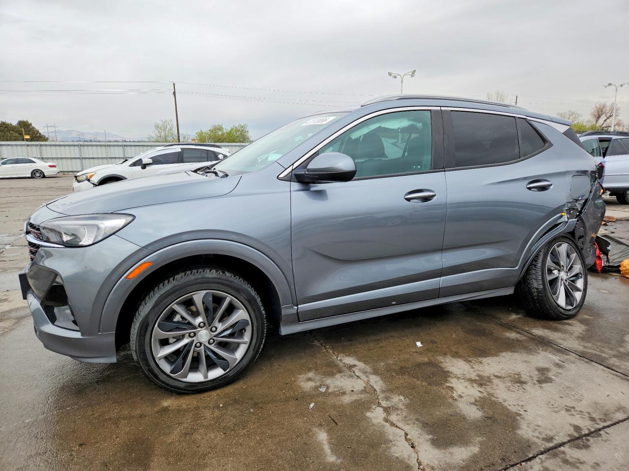 2021 Buick Encore VIN KL4MMCSL0MB105897 photo 1