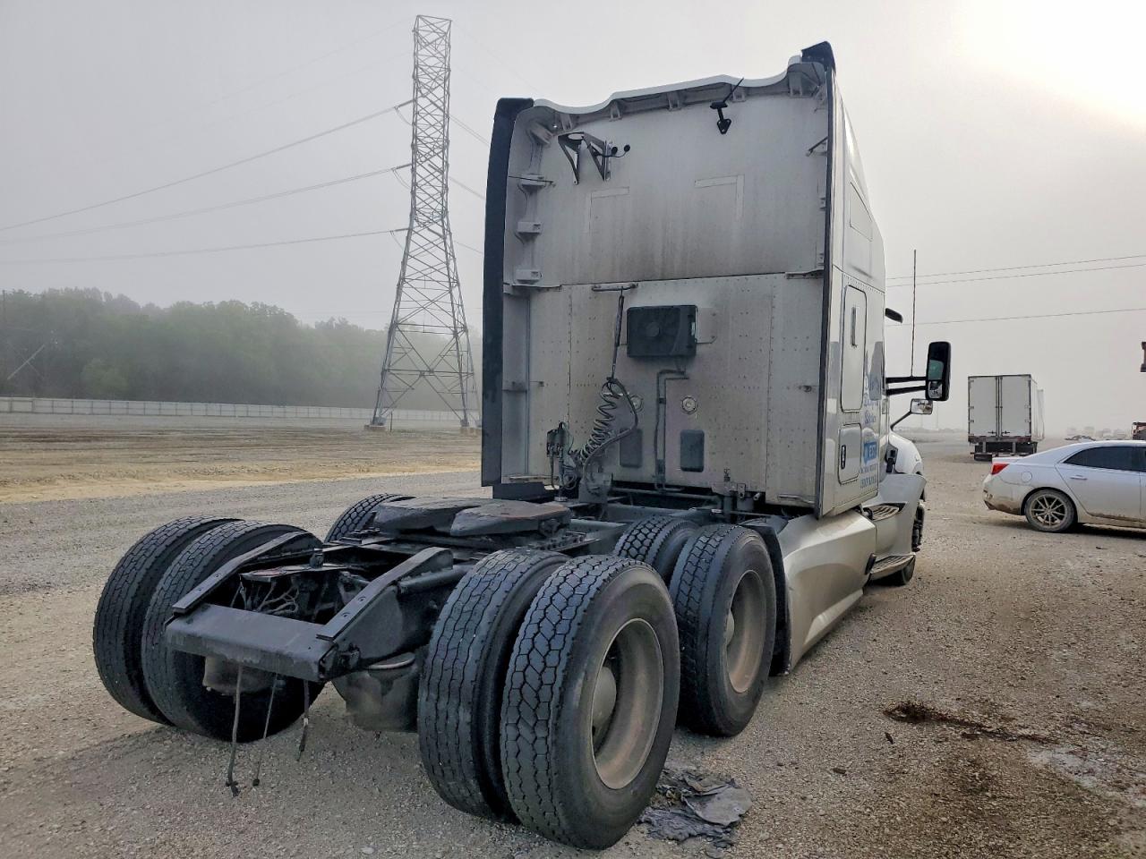 2020 KENWORTH All other VIN 1XKYDP9X5LJ429265 photo 4