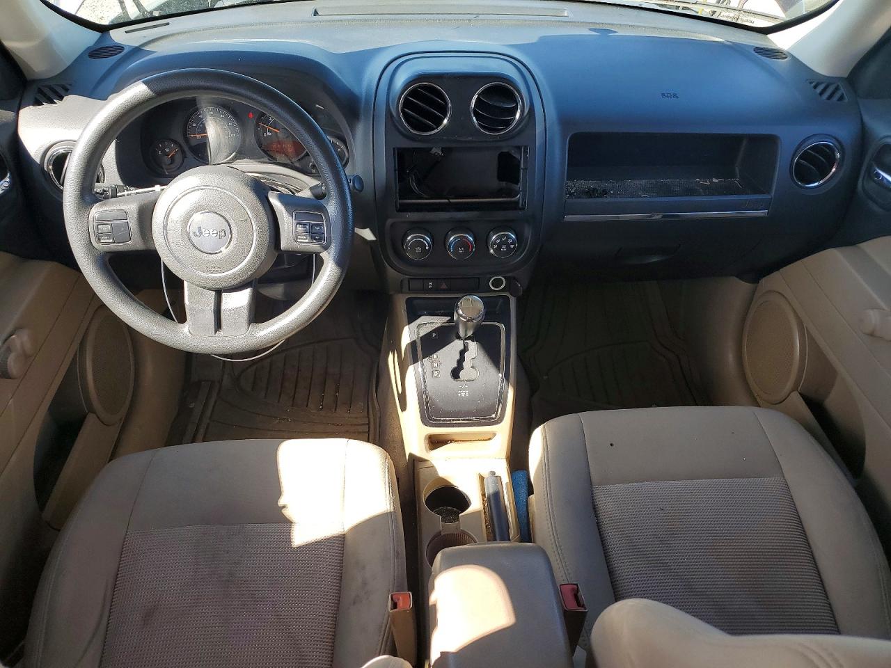 2014 JEEP Patriot VIN 1C4NJPBB9ED642565 photo 8