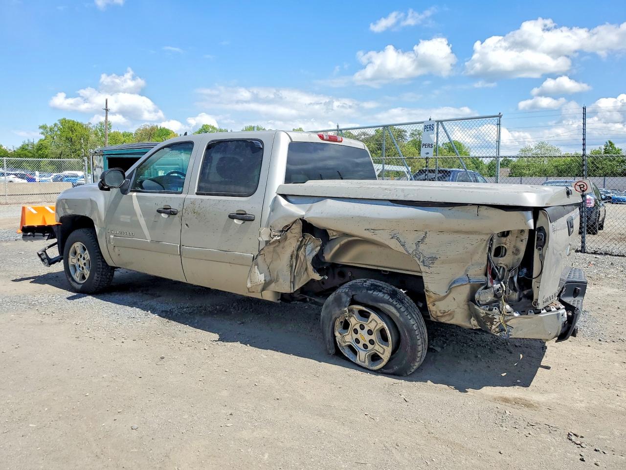 2008 Chevrolet All models VIN 3GCEC13J68G174332 photo 2