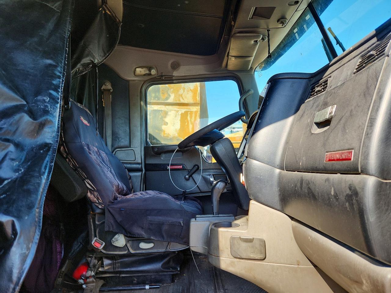 2009 KENWORTH All other VIN 1XKADB9X09J221288 photo 5