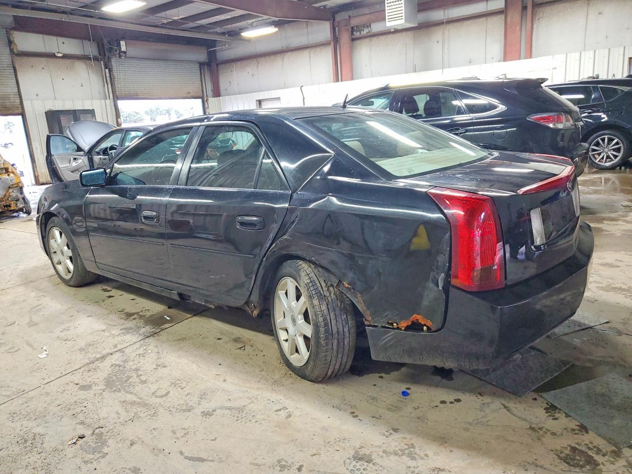 2005 Cadillac Cts VIN 1G6DP567150173521 photo 2