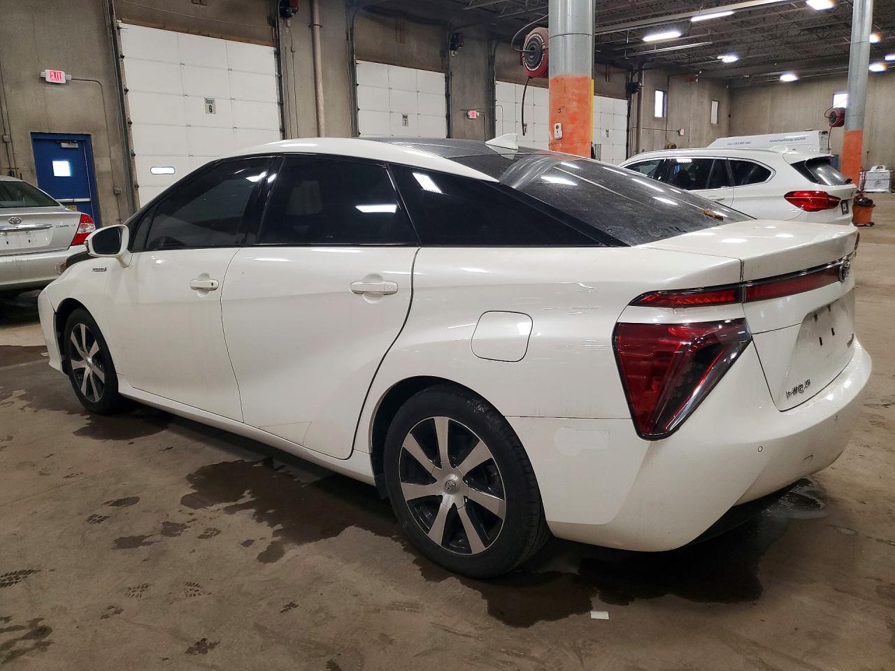2017 Toyota Mirai VIN JTDBVRBD4HA001978 photo 2