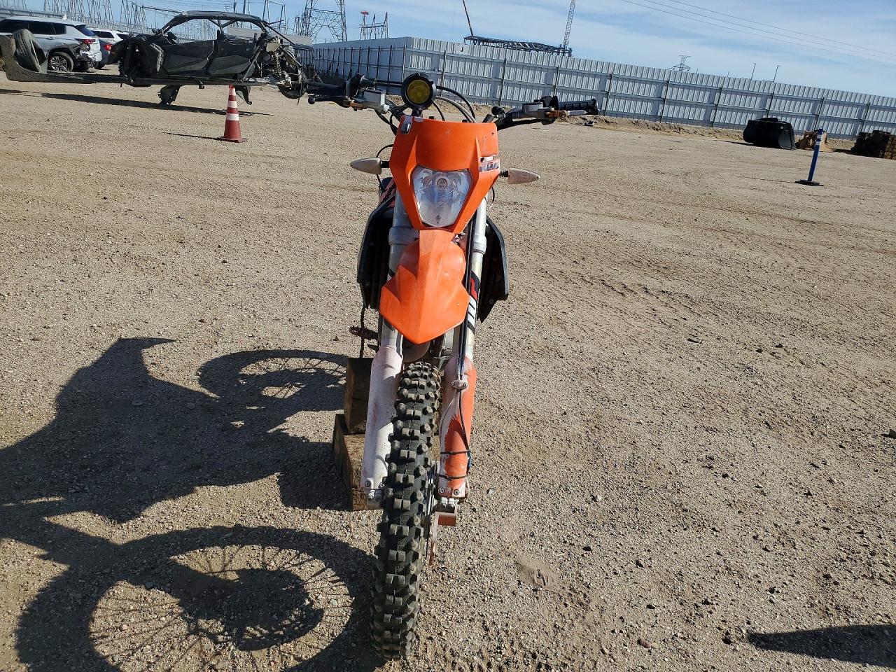 2017 Ktm Motorcycle VIN VBKEXL409HM409789 photo 2