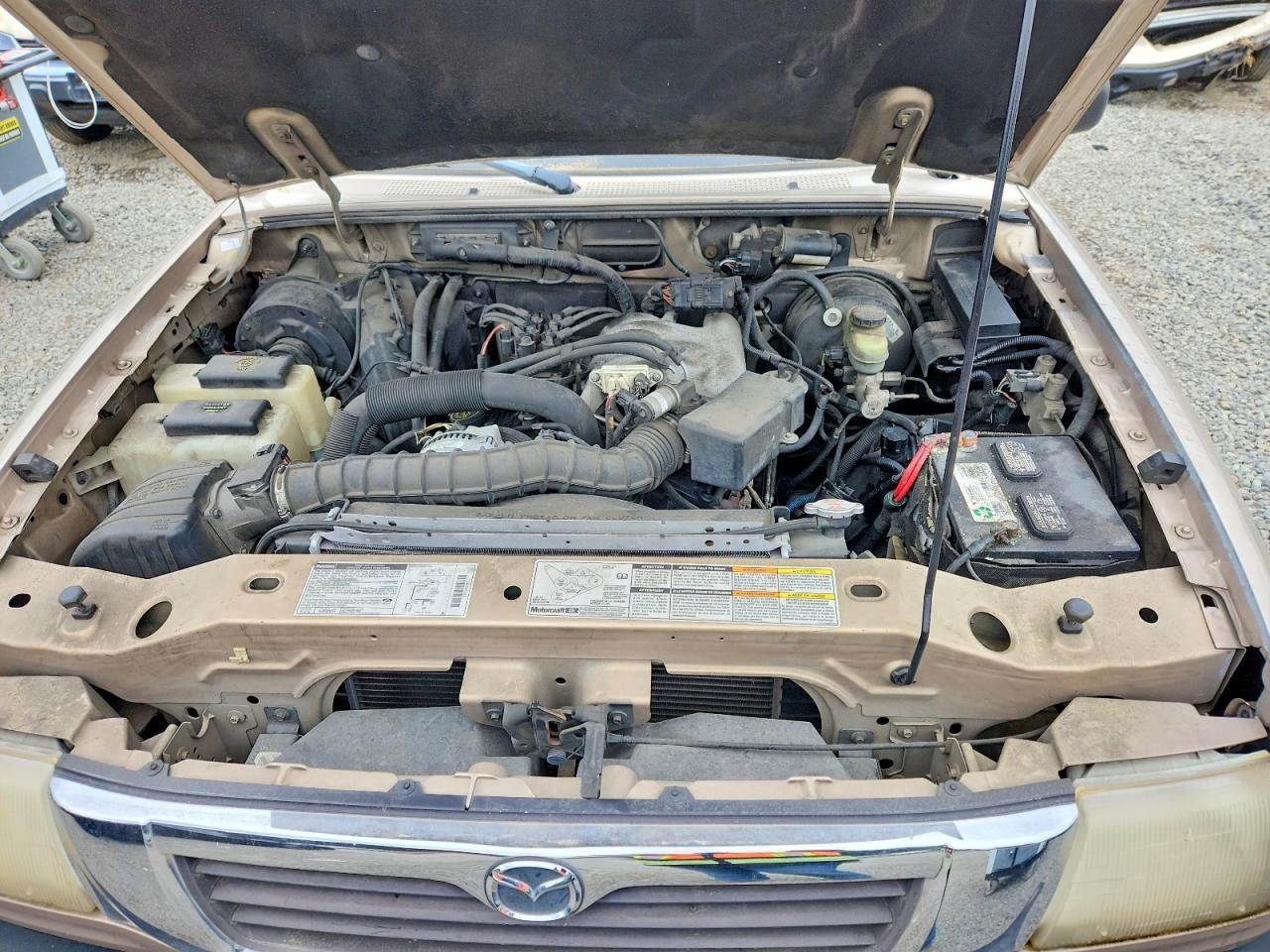 1998 Mazda B3000 VIN 4F4YR16U3WTM05681 photo 11