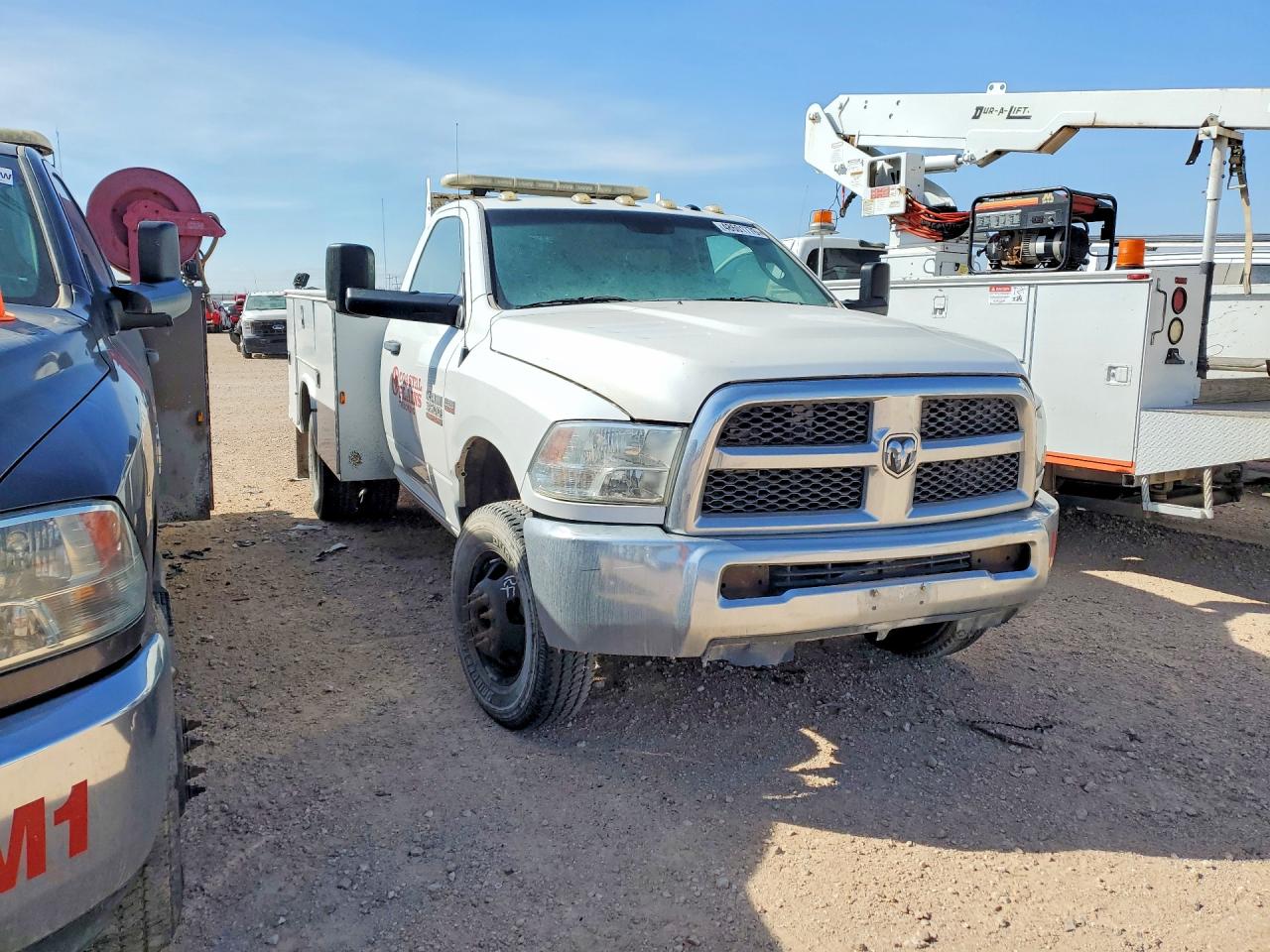 2016 Ram 3500 VIN 3C7WRTAJ8GG132277 photo 4