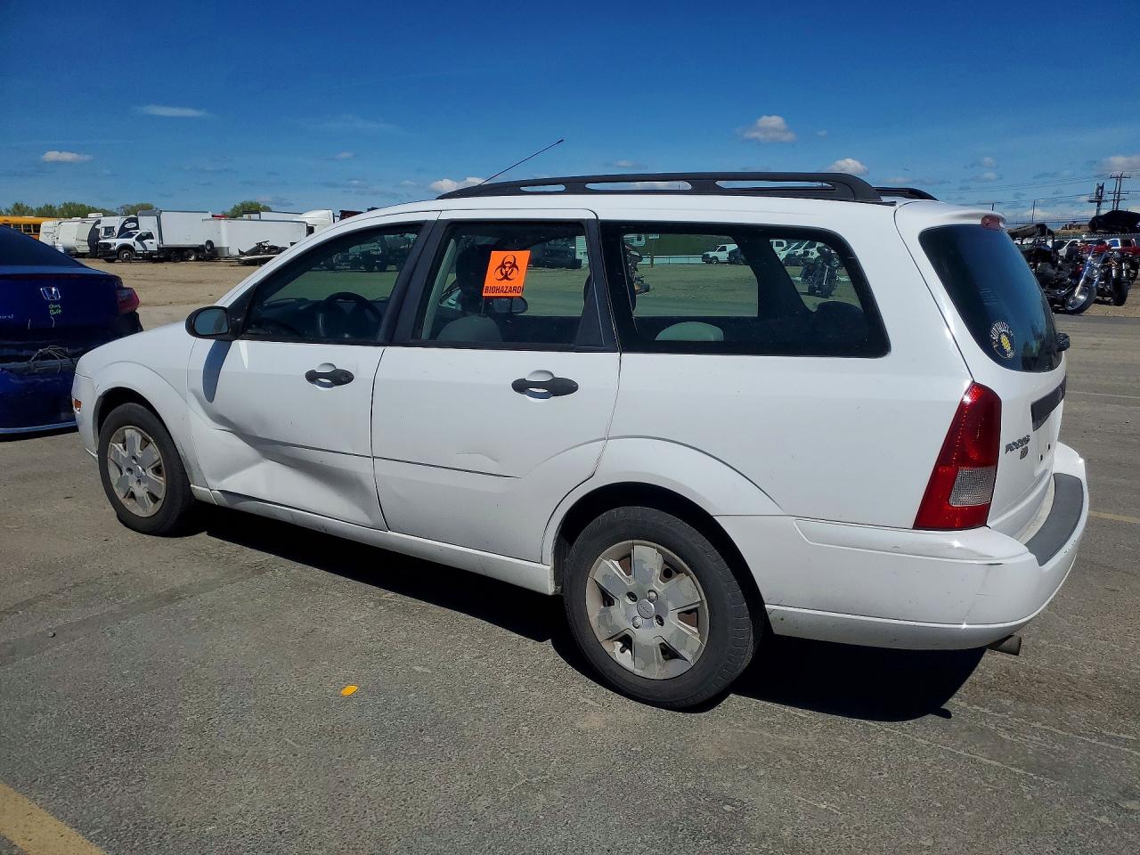2006 Ford Focus VIN 1FAFP36N16W254824 photo 2