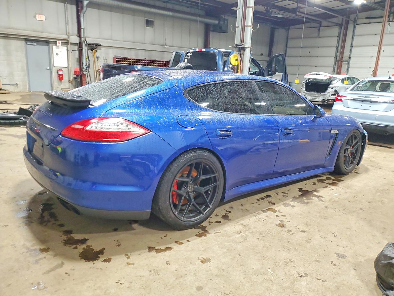 2011 Porsche Panamera VIN WP0AC2A76BL090887 photo 3