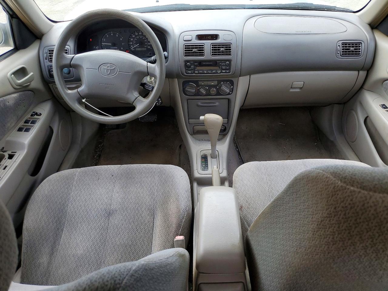 2002 Toyota Corolla VIN 2T1BR12E42C576213 photo 8