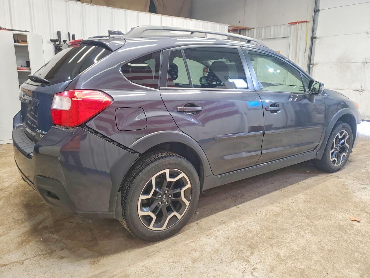 2017 Subaru Crosstrek VIN JF2GPANC6HH211172 photo 3