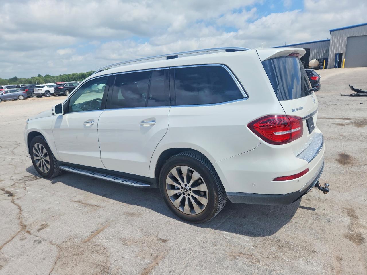 2018 Mercedes-Benz Gls-class VIN 4JGDF6EE0JB074835 photo 2