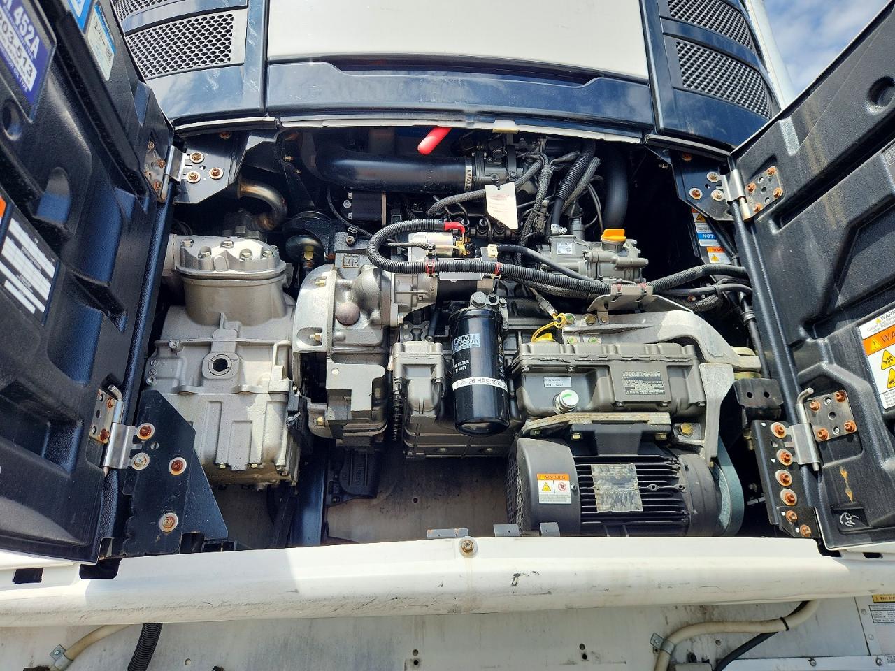 2014 UTILITY All models VIN 1UYVS2530EM920601 photo 7