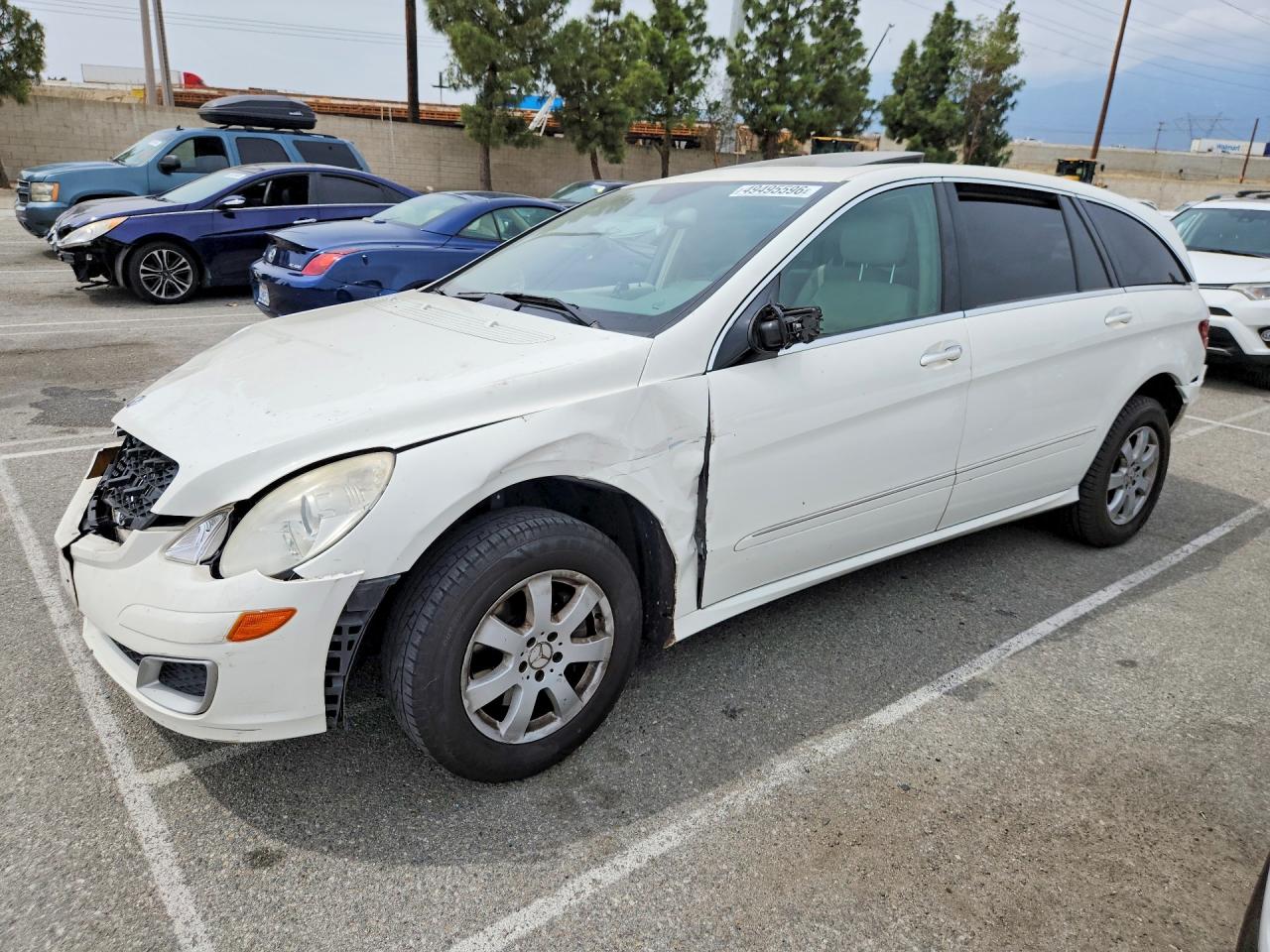 2006 Mercedes-Benz E-class VIN 4JGCB65E26A008856 photo 1
