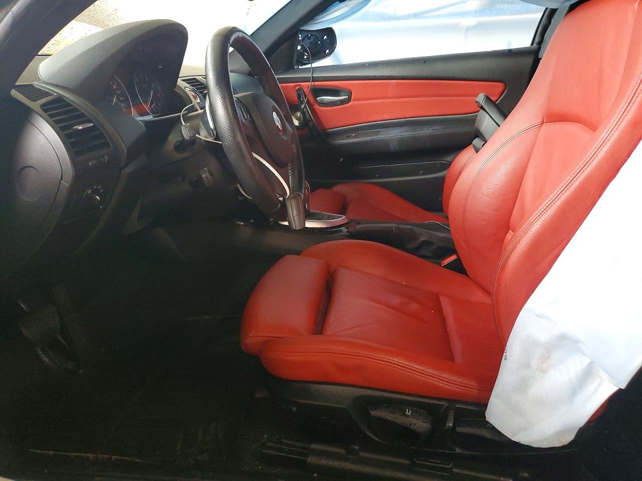 2012 BMW 1 series VIN WBAUC9C58CVM12028 photo 7
