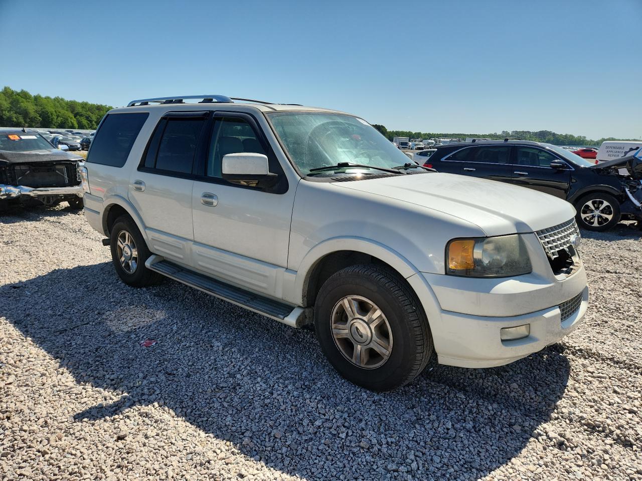 2006 Ford Expedition VIN 1FMFU20536LA70228 photo 4