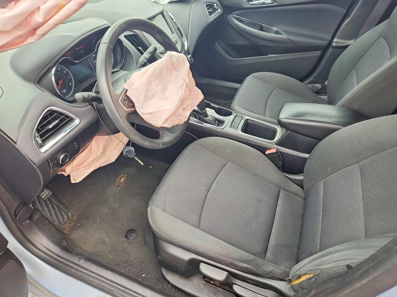 2017 Chev Cruze VIN 1G1BE5SM3H7233261 photo 7