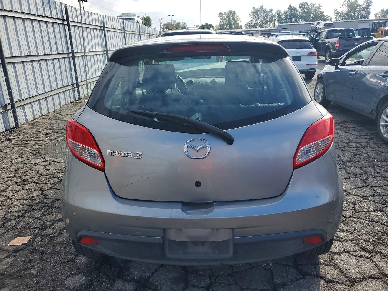 2013 Mazda 2 VIN JM1DE1LY7D0161395 photo 6