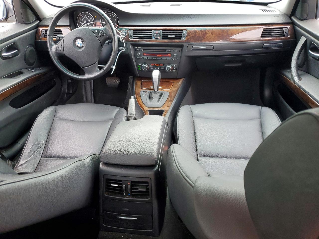 2009 BMW 3 series VIN WBAPH57549NL77112 photo 8