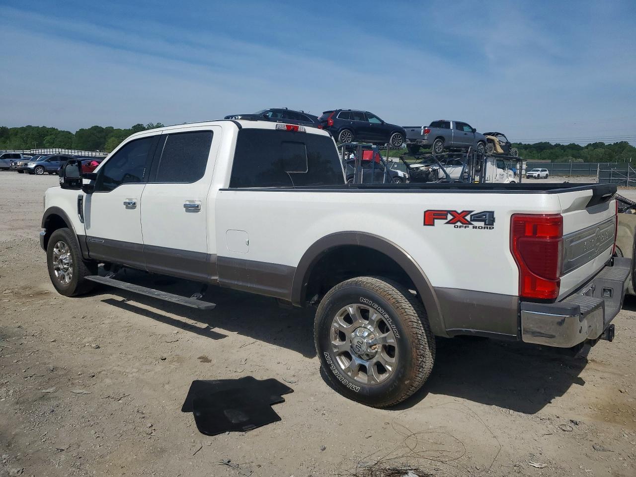 2021 Ford F350 VIN 1FT8W3BT7MEE06425 photo 2