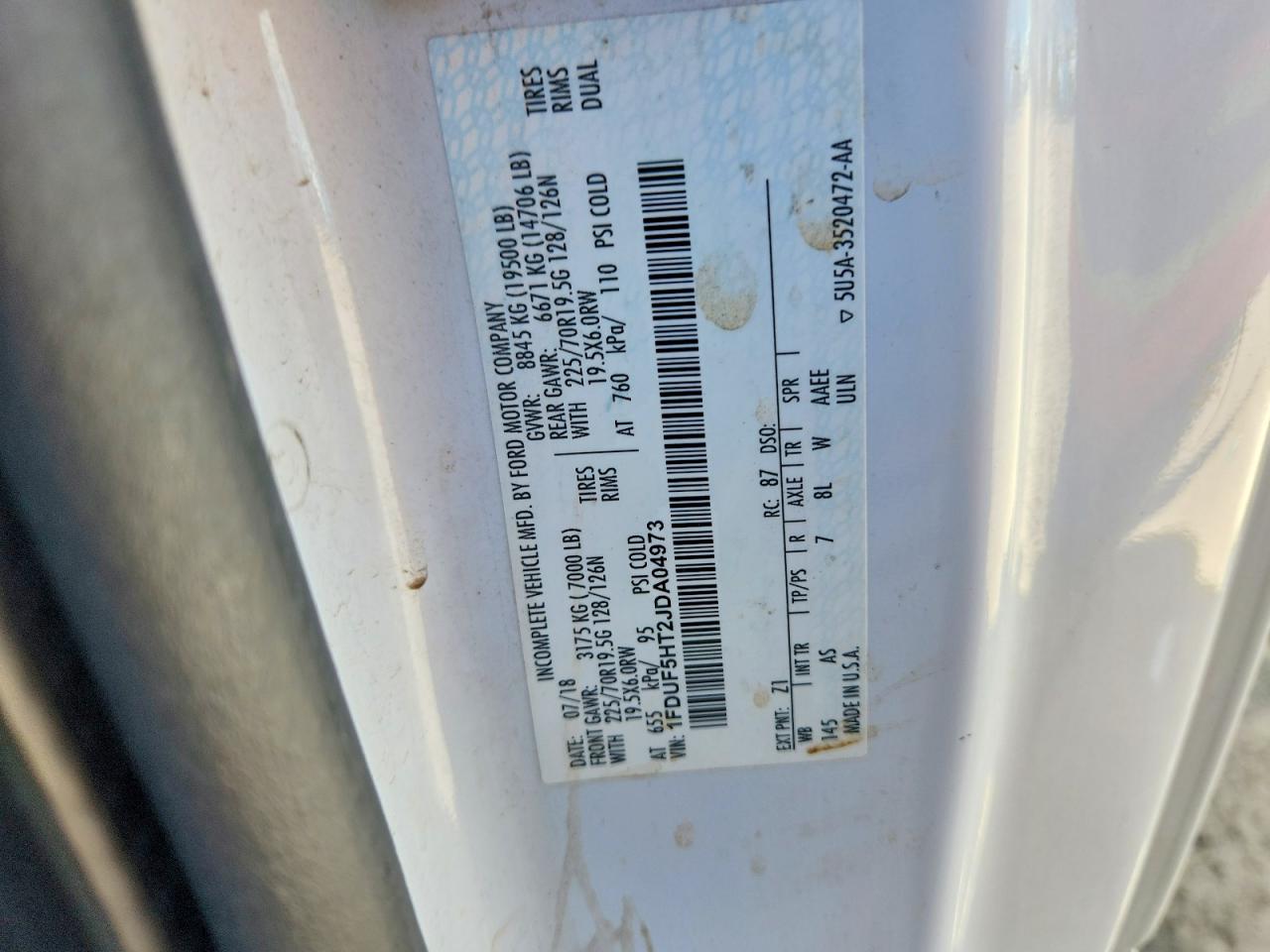 2018 Ford F550 VIN 1FDUF5HT2JDA04973 photo 12