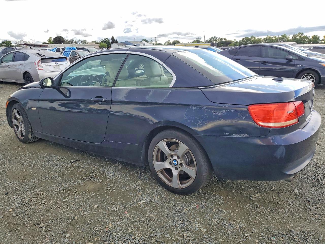 2008 BMW 3 series VIN WBAWR33508P154071 photo 2