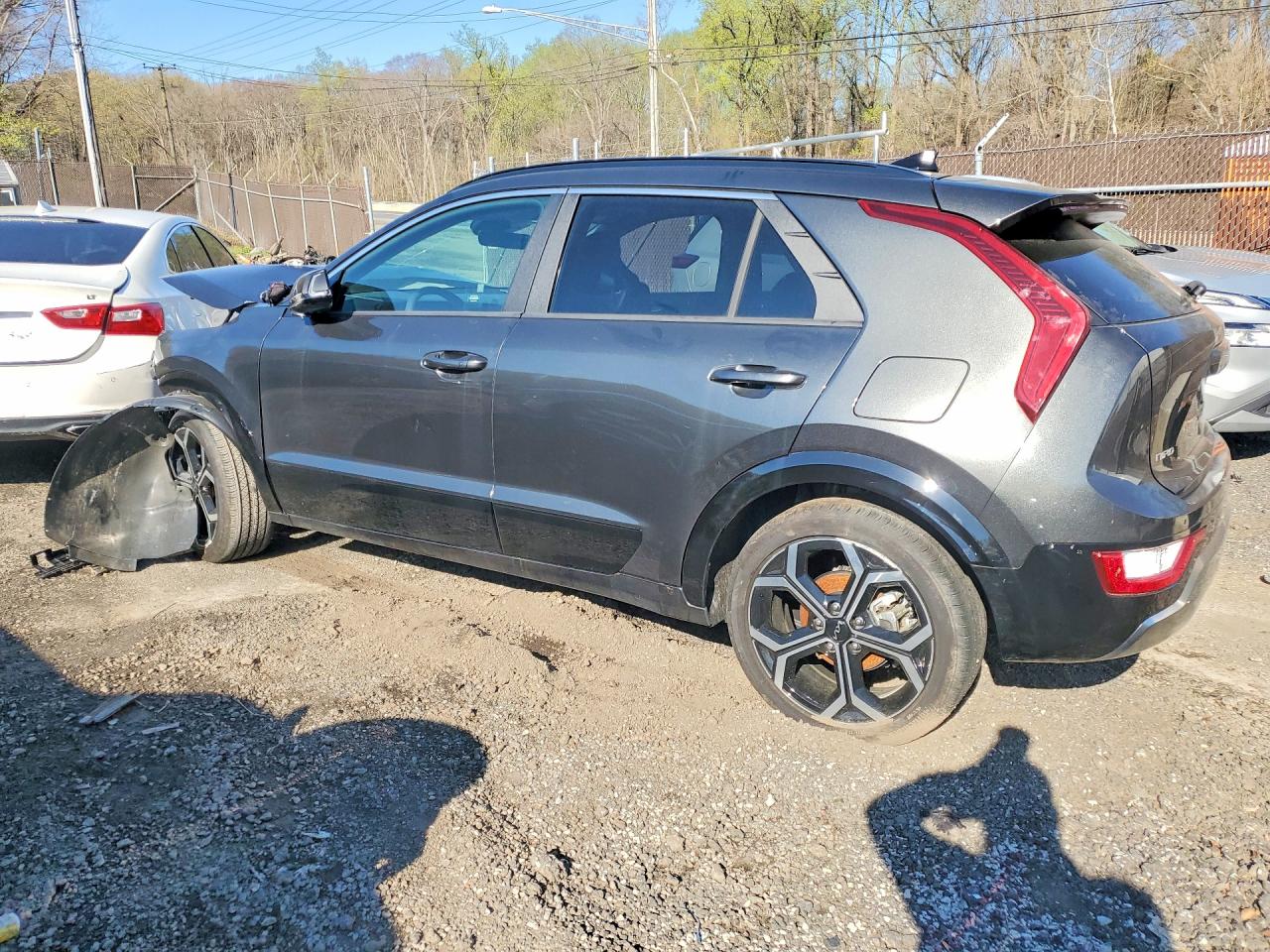 2025 Kia Niro VIN KNDCR3LE1S5260473 photo 2