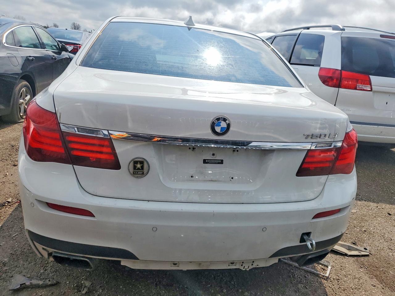 2013 BMW 7 series VIN WBAYF8C50DD141072 photo 6