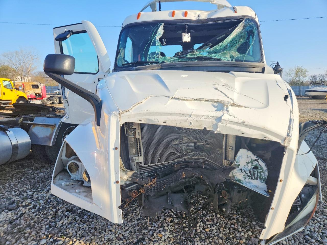 2025 FREIGHTLINER All other VIN 3AKJHTDV0SDVL0279 photo 9