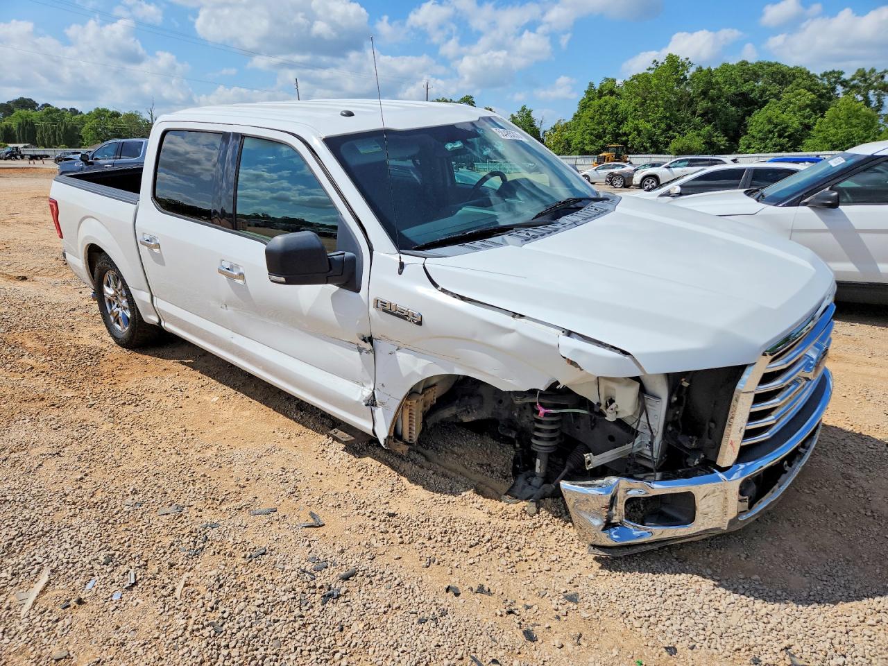 2017 Ford F150 VIN 1FTEW1C84HFA75756 photo 4
