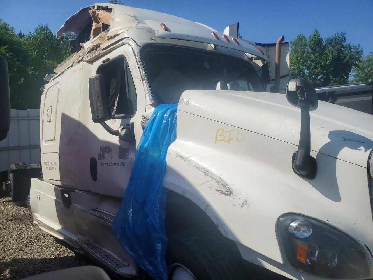2020 FREIGHTLINER All other VIN 3AKJGLDR9LDLT6812 photo 9