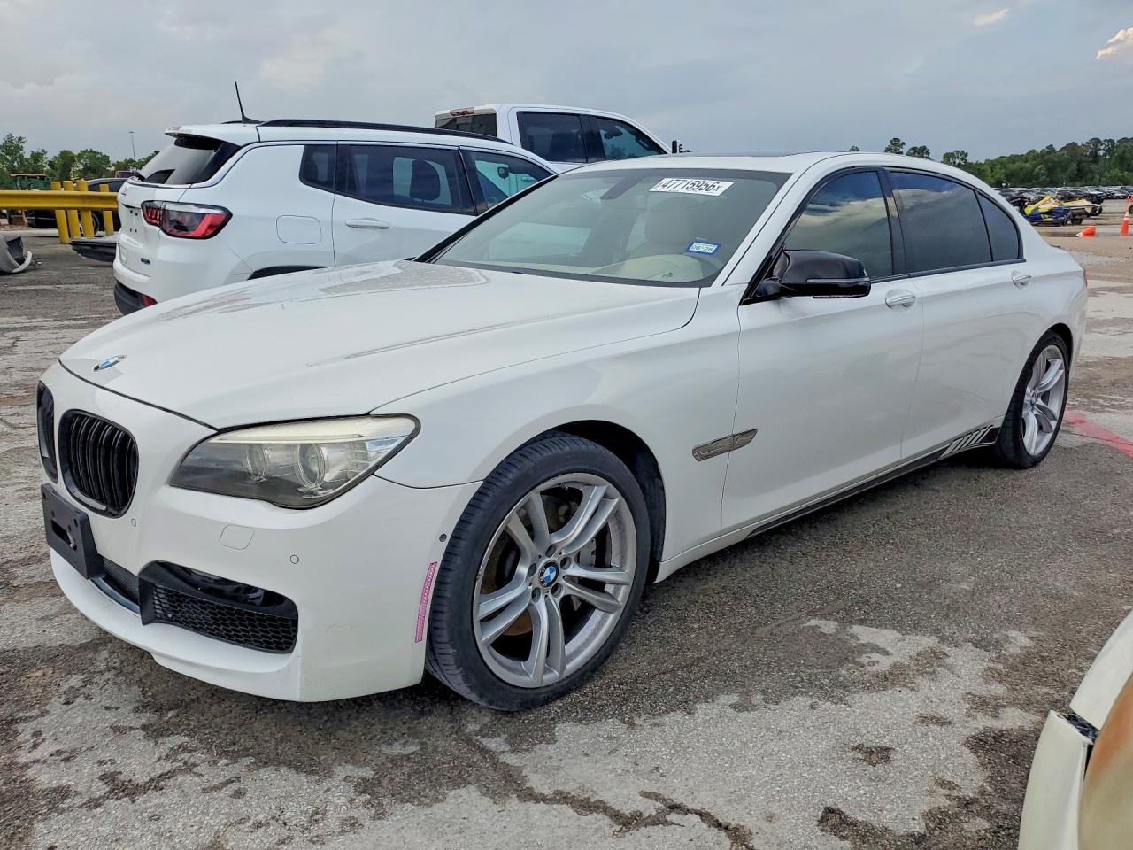 2013 BMW 7 series VIN WBAYE8C53DD132126 photo 1