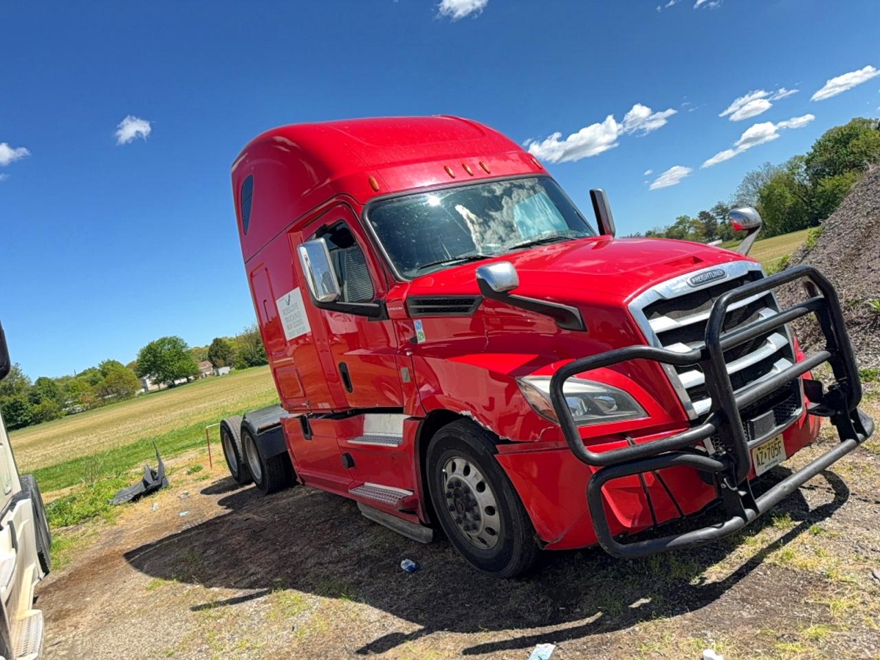2019 FREIGHTLINER All other VIN 3AKJHHDR2KSKD7619 photo 4