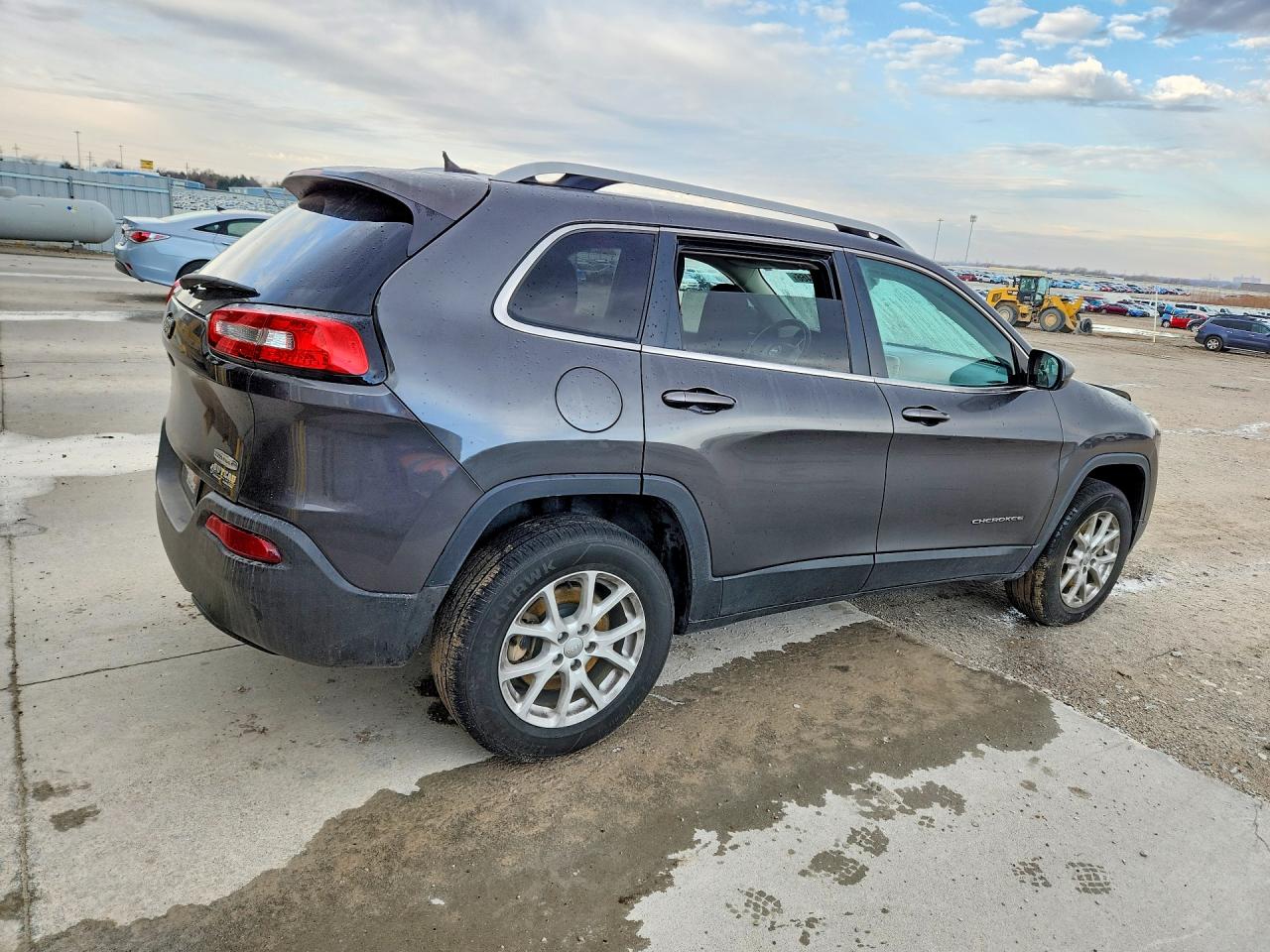 2015 Jeep Cherokee l VIN 1C4PJMCB1FW641115 photo 3