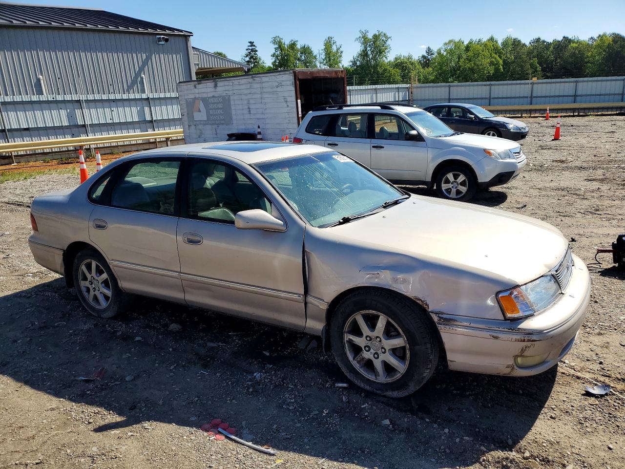 1998 Toyota Avalon VIN 4T1BF18B0WU260172 photo 4