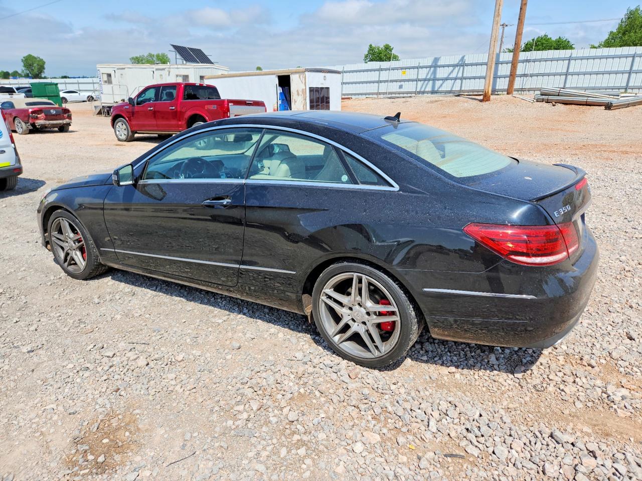 2014 Mercedes-Benz E-class VIN WDDKJ8JB4EF232647 photo 2