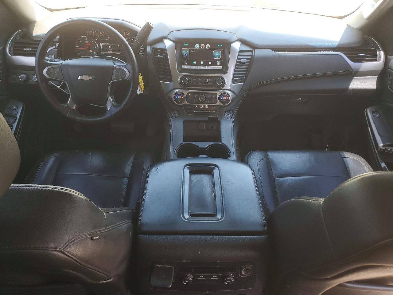 2015 Chevrolet Suburban VIN 1GNSKJKC5FR611024 photo 8