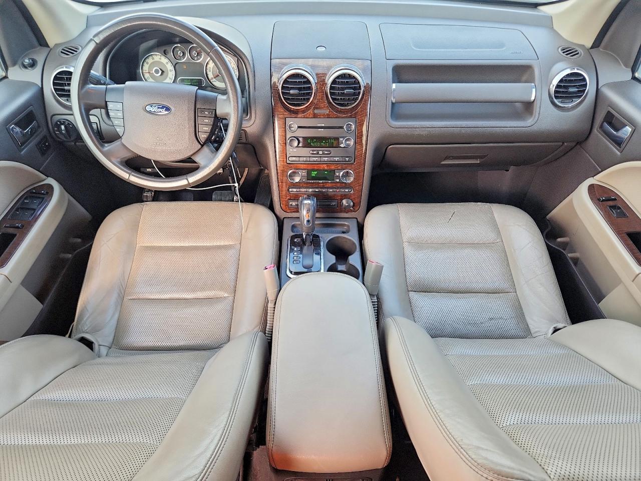 2008 Ford Taurus VIN 1FMDK03W68GA10400 photo 8