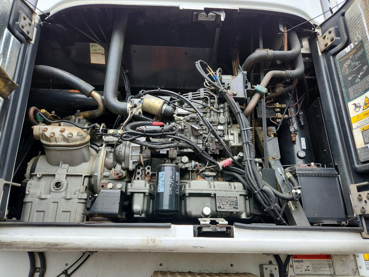 2015 UTILITY All models VIN 1UYVS2484FM408340 photo 7