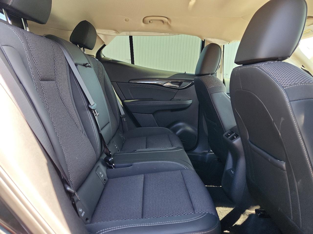 2022 BUICK Envision VIN LRBAZLR42ND135495 photo 10