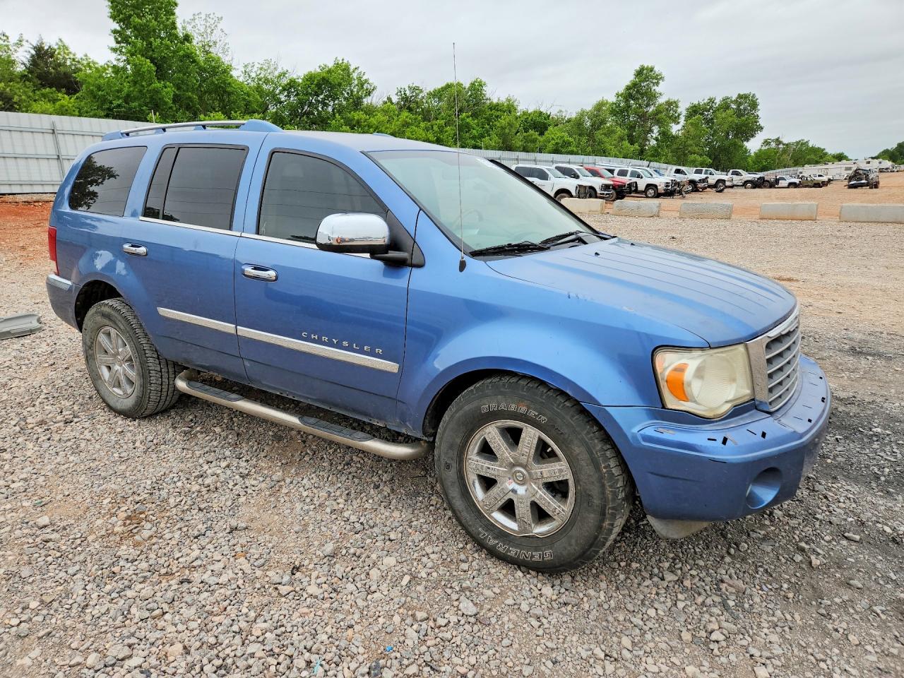 2008 CHRYSLER Aspen VIN 1A8HX58NX8F134639 photo 4