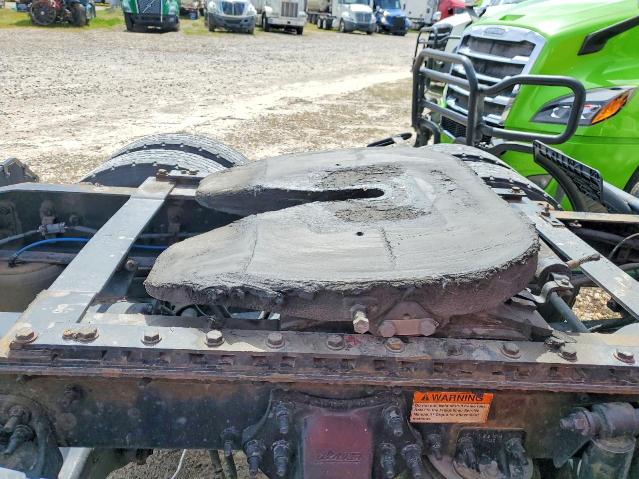 2016 FREIGHTLINER All other VIN 3AKJGBDV9GDGX2136 photo 9