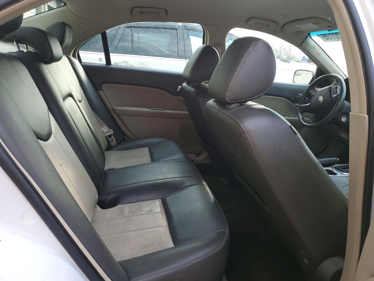 2011 Mercury Milan VIN 3MEHM0JG6BR604978 photo 10