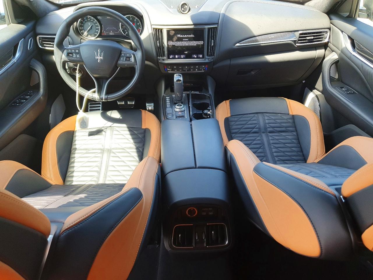 2024 Maserati All other VIN ZN661ZUM1RX445830 photo 8