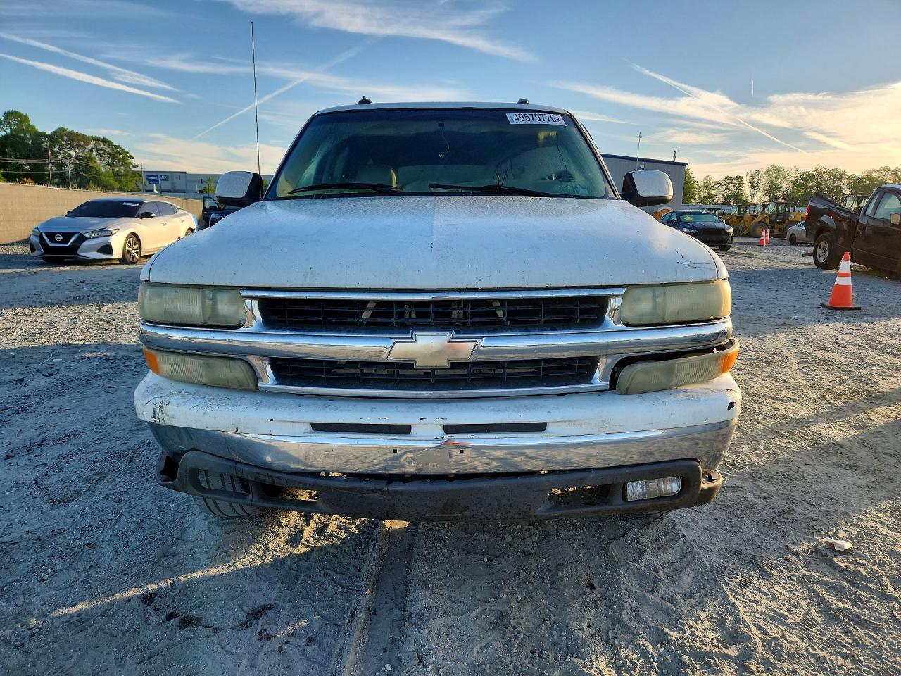 2003 Chevrolet Suburban VIN 3GNEC16ZX3G295513 photo 5