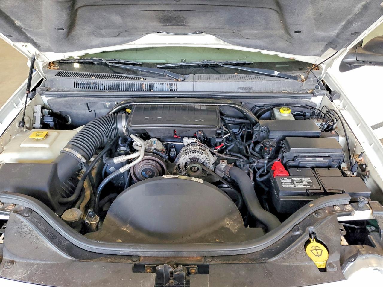 2010 JEEP Cherokee VIN 1J4PR4GK7AC148983 photo 12