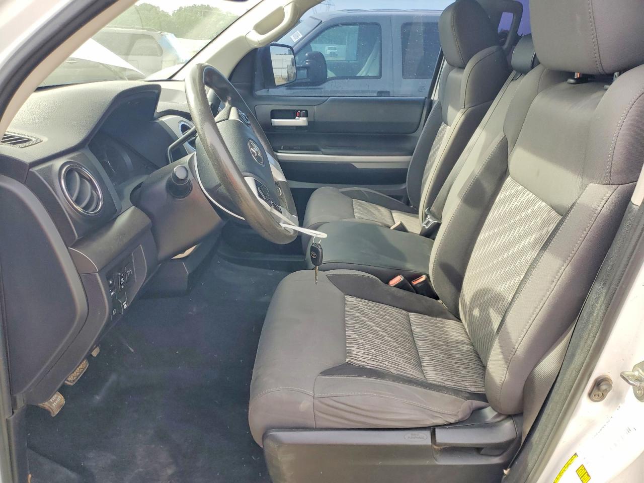 2020 TOYOTA Tundra VIN 5TFDY5F17LX915527 photo 7